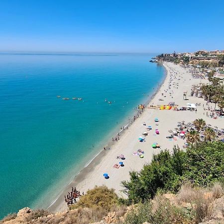 ApartamentosLatin Burriana Playa Nerja Exterior foto