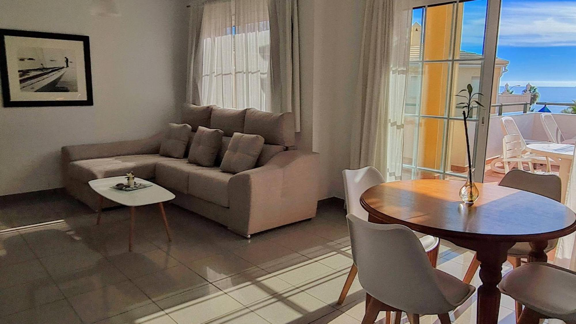 ApartamentosLatin Burriana Playa Nerja Exterior foto
